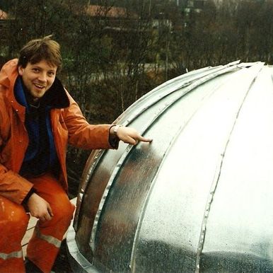 Ansatt AS H.Mikkelsen under arbeid